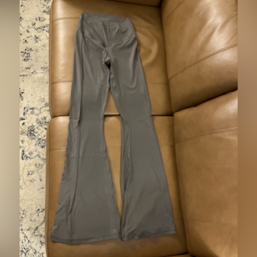 Aerie Offline Real Me High Waisted Crossover Flare Leggings